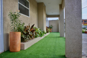 1-Bed self contained Apartment in Noord with Pool